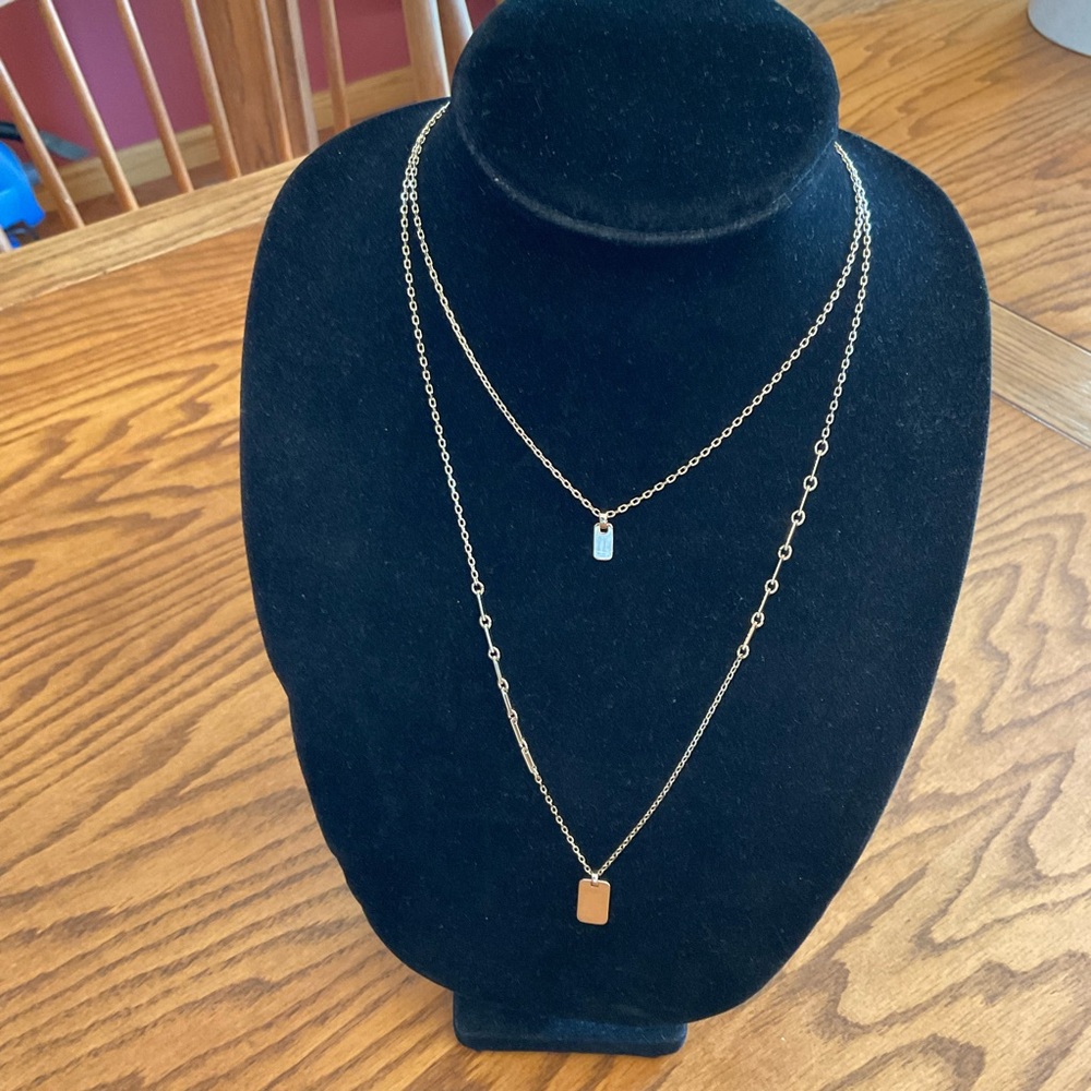 NWOT The Loft Gold-Tone Dual Strands Square Pendant Necklace, 14” Chain